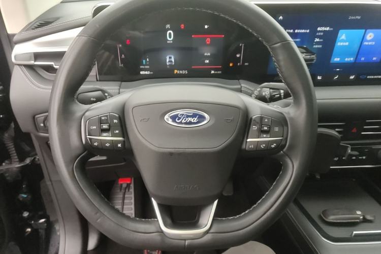 Used Ford Edge 2021 PLUS EcoBoost 245 Two-Wheel-Drive Platinum Edition 5 Seats Steering Wheel