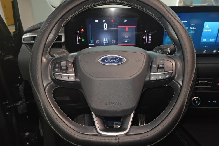 Used Ford Edge 2021 PLUS EcoBoost 245 Two-Wheel-Drive Titanium 7-Seater Steering Wheel