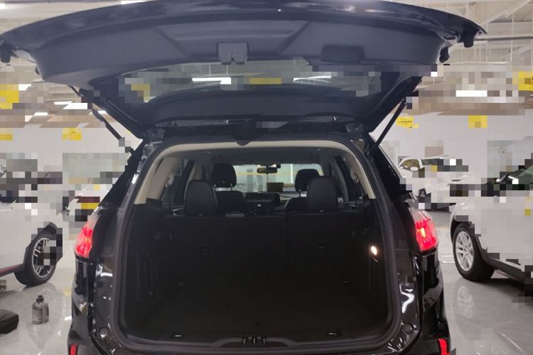 Used Ford Edge 2021 PLUS EcoBoost 245 Two-Wheel-Drive Elite 5-Seater Trunk