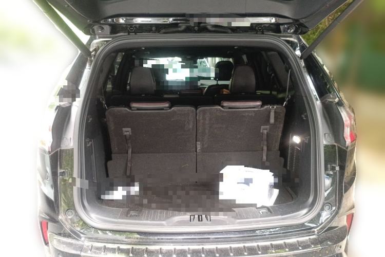 Used Ford Edge 2021 PLUS EcoBoost 245 4x4 ST-Line 7-Seater Trunk