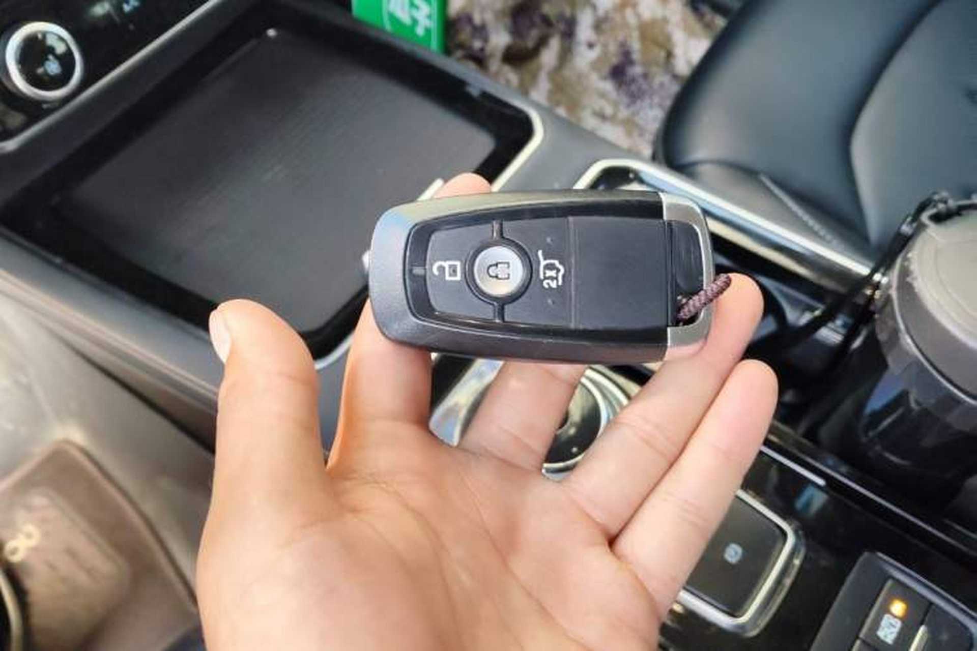 Used Ford Edge 2021 PLUS EcoBoost 245 Two-Wheel-Drive Titanium 7-Seater Vehicle Key