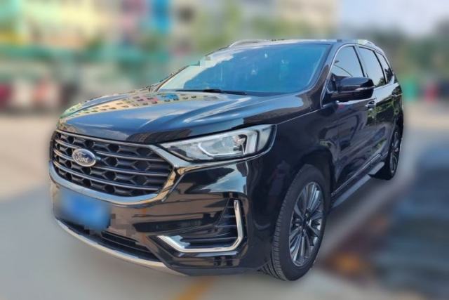 Ojetý Ford Edge 2021 Facelifted PLUS EcoBoost 245 Two-Wheel Drive XLT 7-Seater