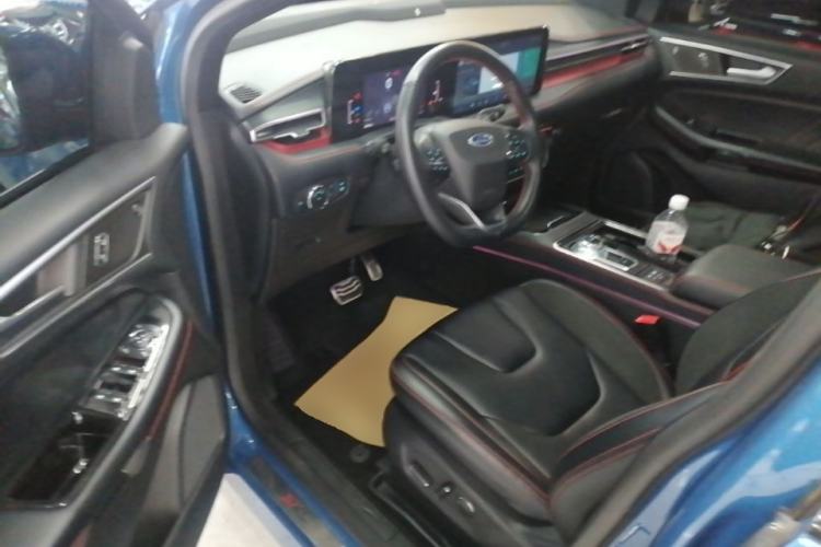 Used Ford Edge 2021 PLUS EcoBoost 245 4x4 ST-Line 7-Seater Driver Seat