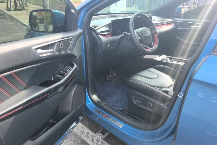 Used Ford Edge 2021 PLUS EcoBoost 245 4x4 ST-Line 7-Seater Driver Seat
