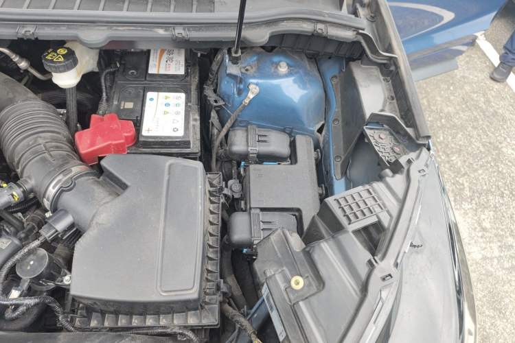 Used Ford Edge 2021 PLUS EcoBoost 245 4x4 ST-Line 7-Seater Engine Bay Left