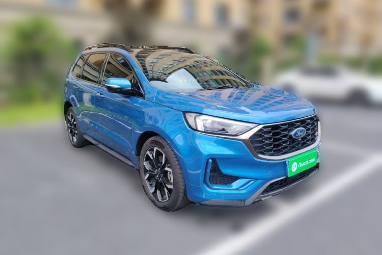 Used Ford Edge 2021 PLUS EcoBoost 245 4x4 ST-Line 7-Seater Front Right 45 Deg