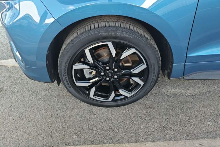 Used Ford Edge 2021 PLUS EcoBoost 245 4x4 ST-Line 7-Seater Left Front Wheel Hub