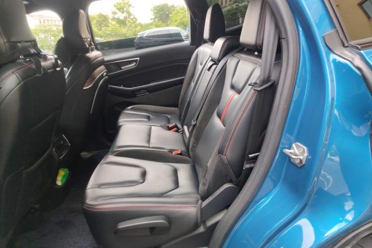 Used Ford Edge 2021 PLUS EcoBoost 245 4x4 ST-Line 7-Seater Left Rear Seat
