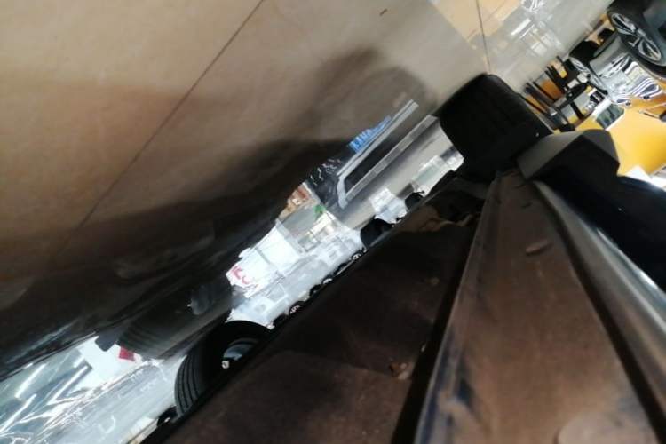 Used Ford Edge 2021 PLUS EcoBoost 245 4x4 ST-Line 7-Seater Left Side Sill
