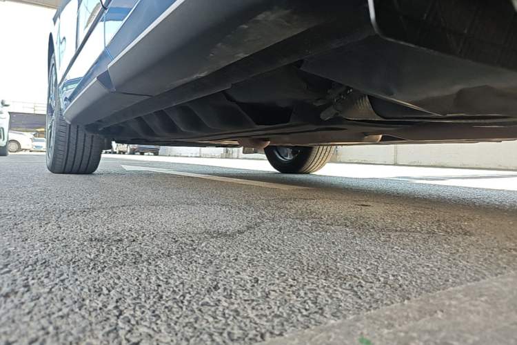 Used Ford Edge 2021 PLUS EcoBoost 245 4x4 ST-Line 7-Seater Left Side Sill