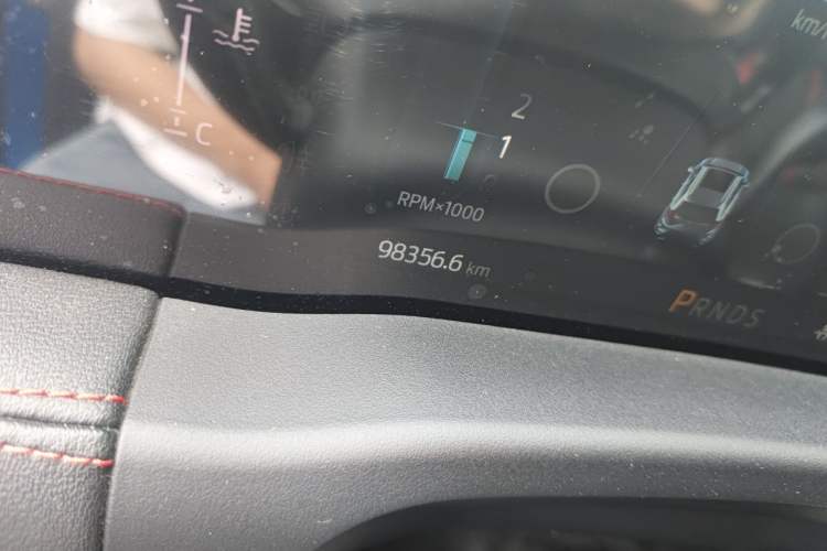 Used Ford Edge 2021 PLUS EcoBoost 245 4x4 ST-Line 7-Seater Odometer Close Up