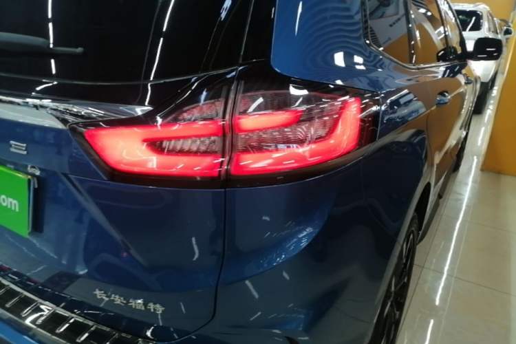 Used Ford Edge 2021 PLUS EcoBoost 245 4x4 ST-Line 7-Seater Right Rear Taillight