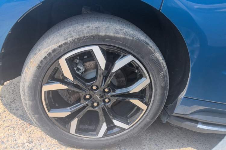 Used Ford Edge 2021 PLUS EcoBoost 245 4x4 ST-Line 7-Seater Right Rear Wheel Hub