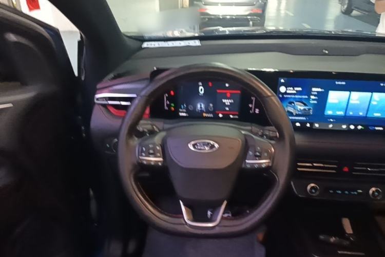 Used Ford Edge 2021 PLUS EcoBoost 245 4x4 ST-Line 7-Seater Steering Wheel