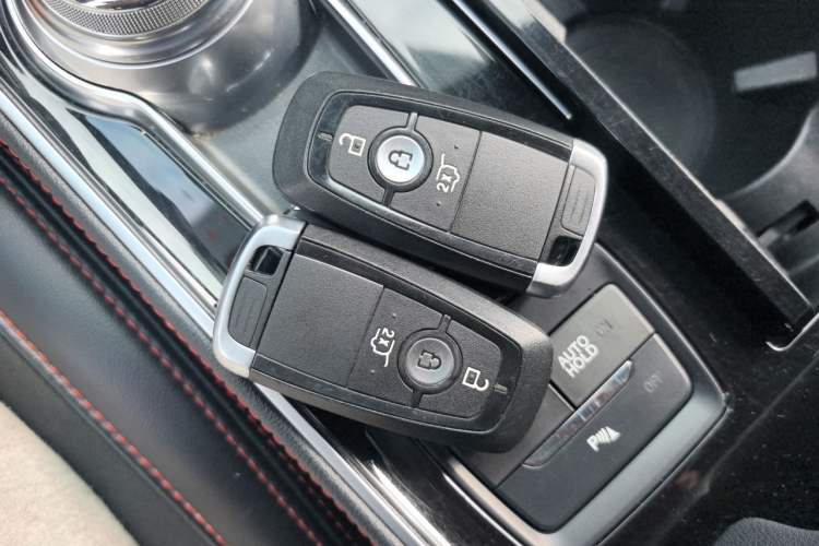 Used Ford Edge 2021 PLUS EcoBoost 245 4x4 ST-Line 7-Seater Vehicle Key