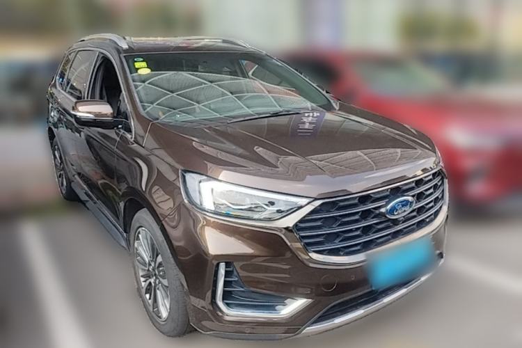 Used Ford Edge 2021 PLUS EcoBoost 245 Four-Wheel Drive Titanium Edition 7-Seater Front Right 45 Deg