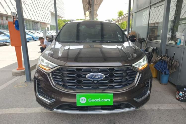 Used Ford Edge 2021 PLUS EcoBoost 245 Four-Wheel Drive Titanium Edition 7-Seater Front