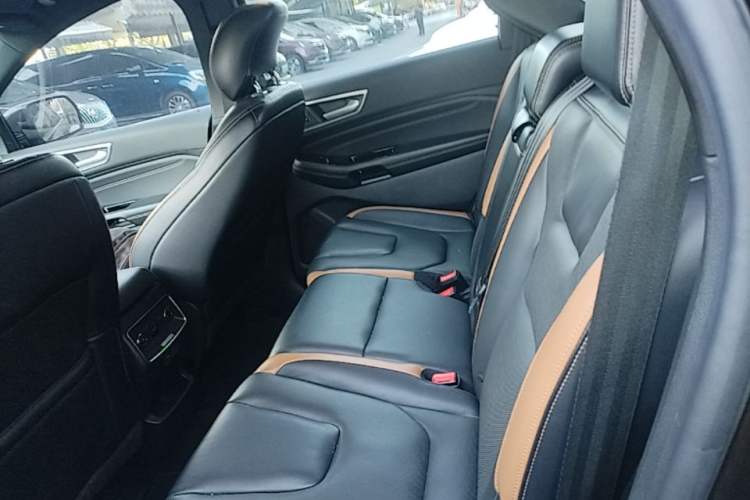 Used Ford Edge 2021 PLUS EcoBoost 245 Four-Wheel Drive Titanium Edition 7-Seater Left Rear Seat