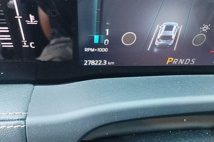 Used Ford Edge 2021 PLUS EcoBoost 245 Four-Wheel Drive Titanium Edition 7-Seater Odometer Close Up