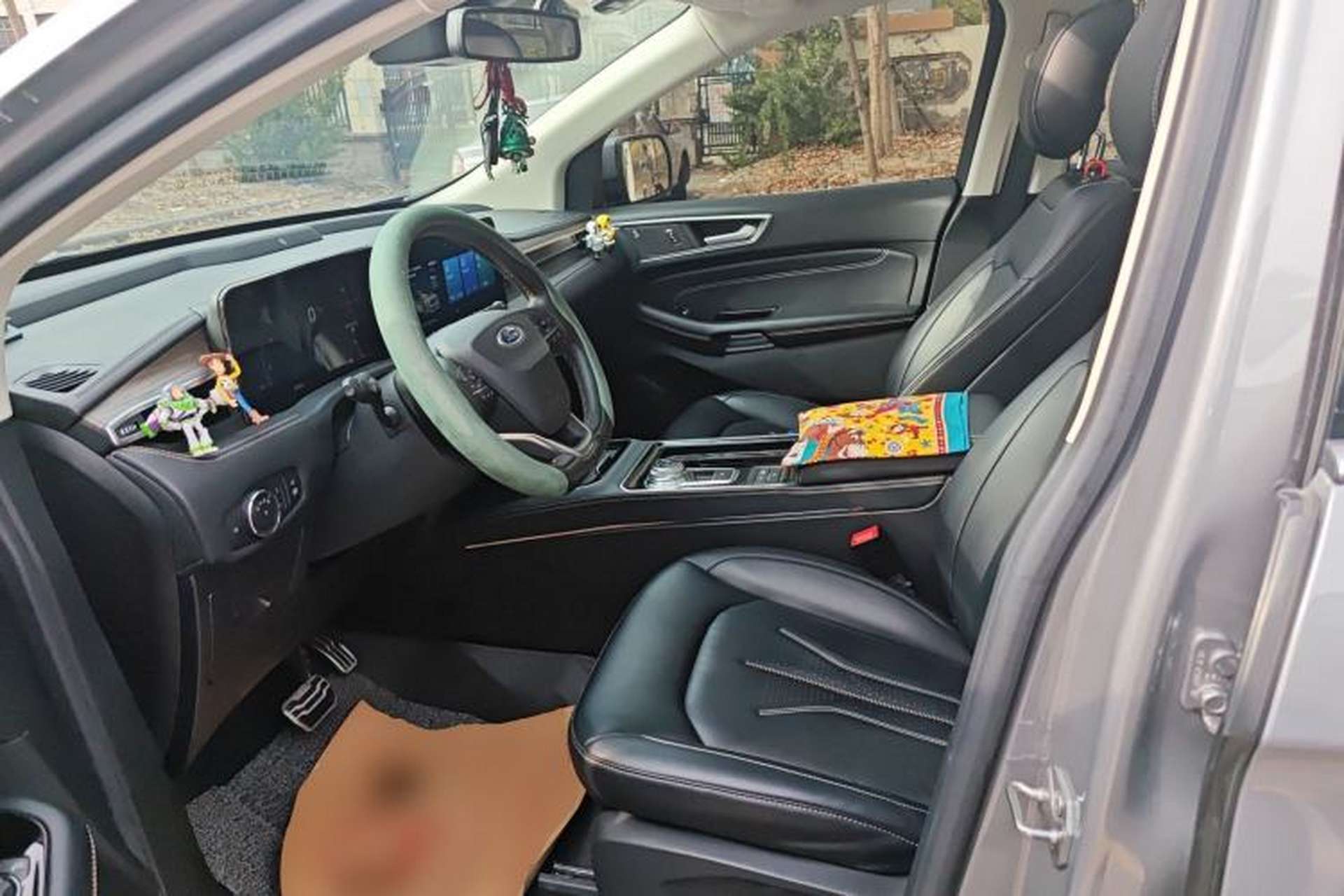 Used Ford Edge 2021 Facelifted PLUS EcoBoost 245 Two-Wheel Drive XLT 7-Seater Left Front Seat