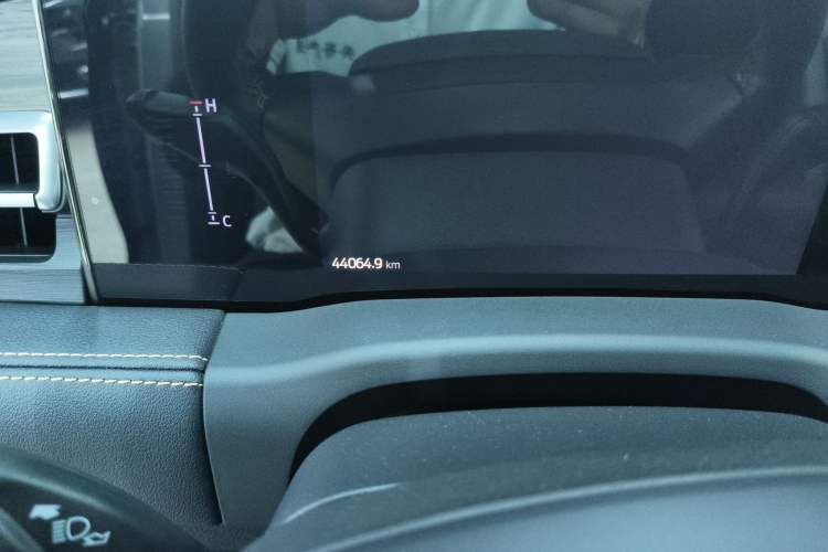 Used Ford Edge 2021 Facelifted PLUS EcoBoost 245 Two-Wheel Drive XLT 7-Seater Odometer Close Up