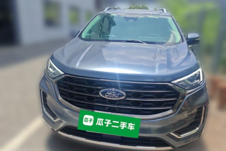 Used Ford Edge 2021 PLUS EcoBoost 245 Two-Wheel-Drive Titanium 7-Seater Front