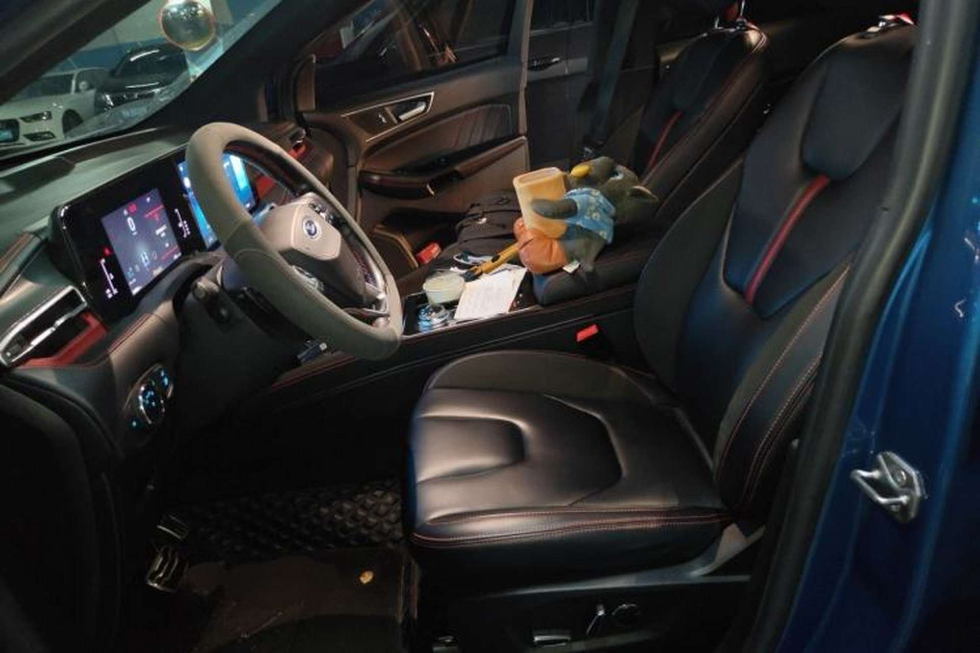 Used Ford Edge 2021 PLUS EcoBoost 245 Two-Wheel-Drive ST-Line 5-Seater Left Front Seat
