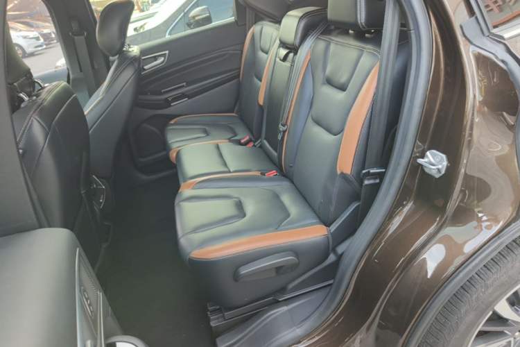 Used Ford Edge 2021 PLUS EcoBoost 245 Four-Wheel Drive Titanium Edition 7-Seater Left Rear Seat