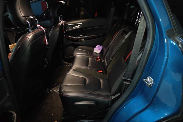 Used Ford Edge 2021 PLUS EcoBoost 245 Two-Wheel-Drive ST-Line 5-Seater Left Rear Seat