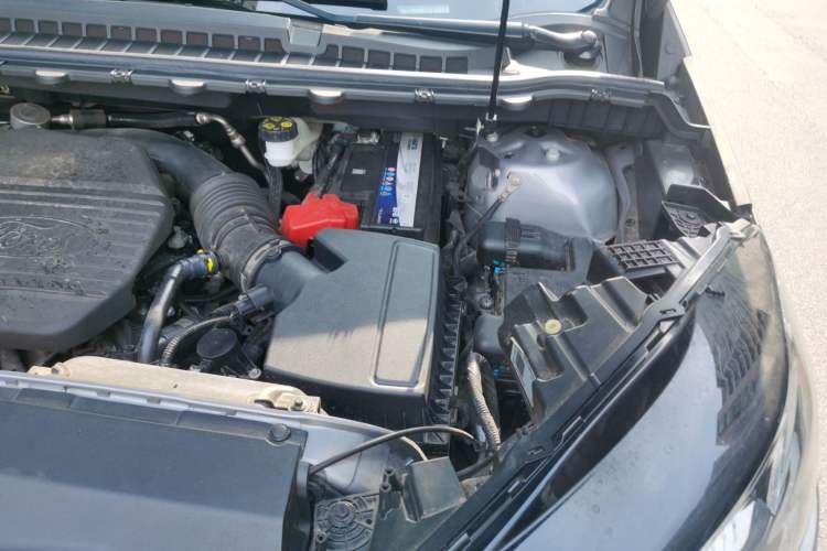 Used Ford Edge 2021 Facelifted PLUS EcoBoost 245 Two-Wheel Drive XLT 7-Seater Engine Bay Left
