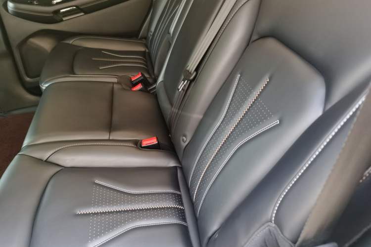 Used Ford Edge 2021 Facelifted PLUS EcoBoost 245 Two-Wheel Drive XLT 7-Seater Left Rear Seat