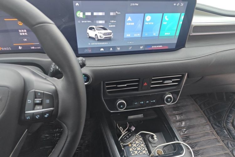 Used Ford Edge 2021 PLUS EcoBoost 245 Two-Wheel-Drive Platinum Edition 5 Seats Audio And AC Panel