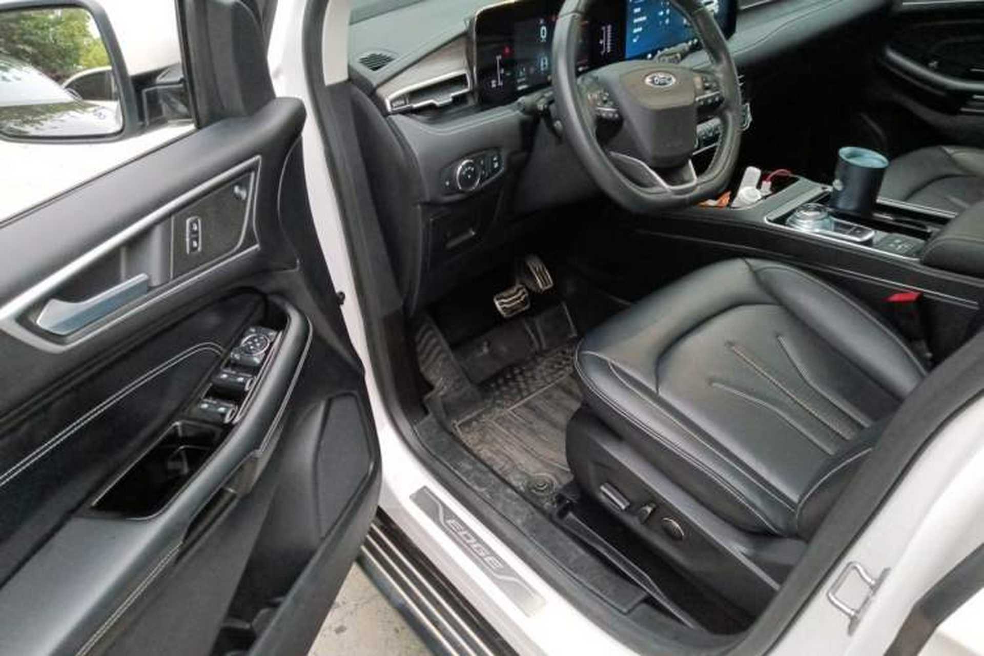 Used Ford Edge 2021 PLUS EcoBoost 245 Two-Wheel-Drive Titanium 7-Seater Driver Seat
