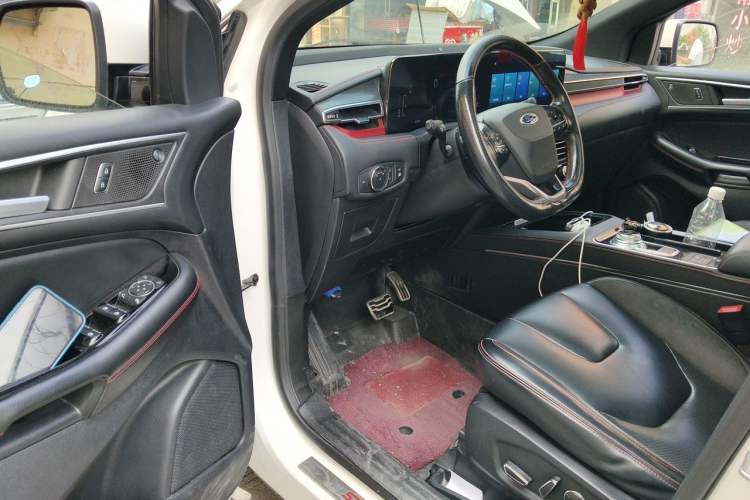 Used Ford Edge 2021 PLUS EcoBoost 245 4x4 ST-Line 7-Seater Driver Seat
