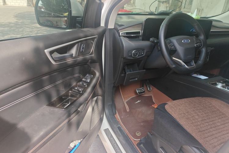 Used Ford Edge 2021 Facelifted PLUS EcoBoost 245 Two-Wheel Drive XLT 7-Seater Driver Seat