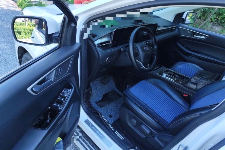 Used Ford Edge 2021 PLUS EcoBoost 245 Two-Wheel-Drive Elite 5-Seater Driver Seat