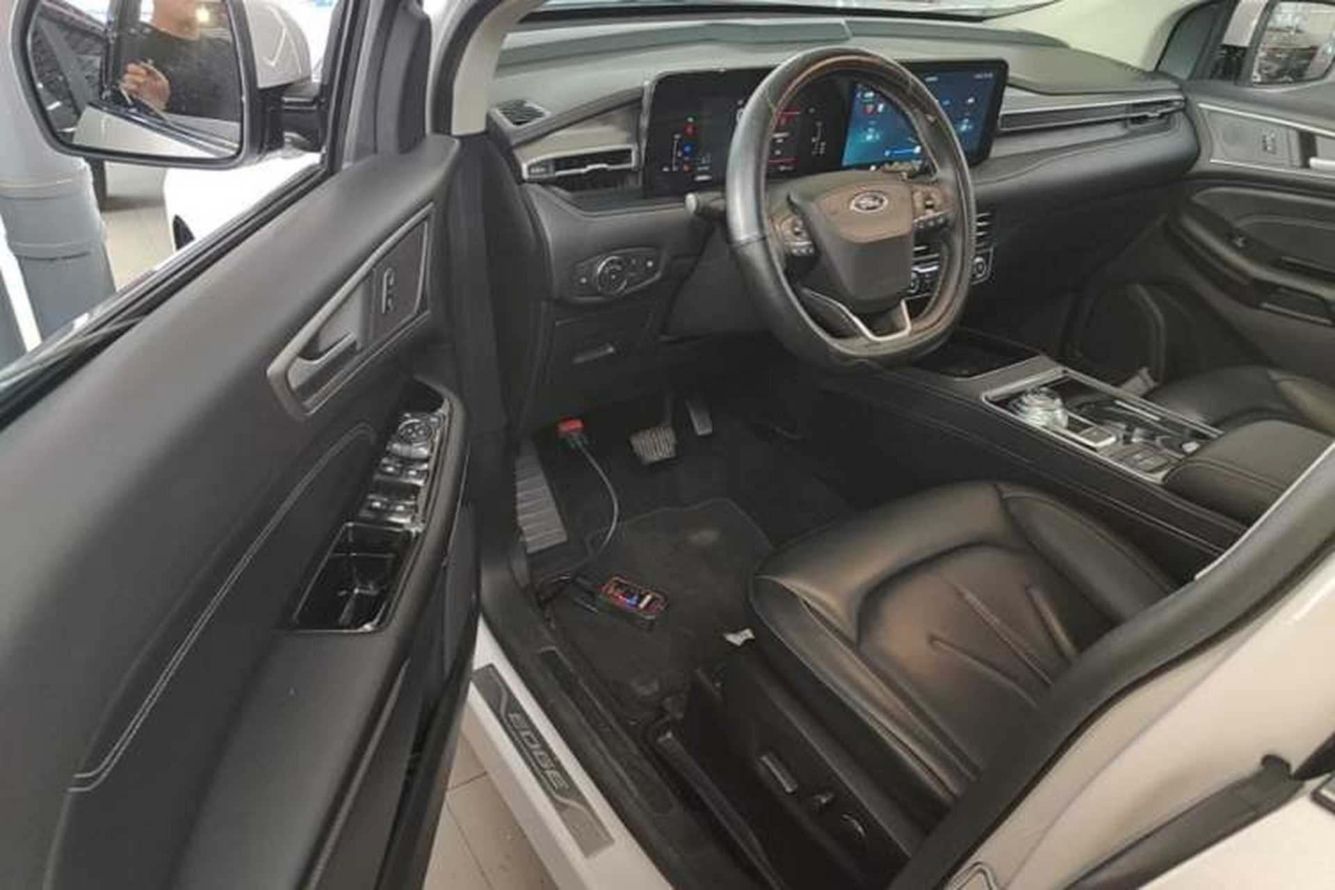 Used Ford Edge 2021 PLUS EcoBoost 245 Two-Wheel-Drive Platinum Edition 5 Seats Driver Seat