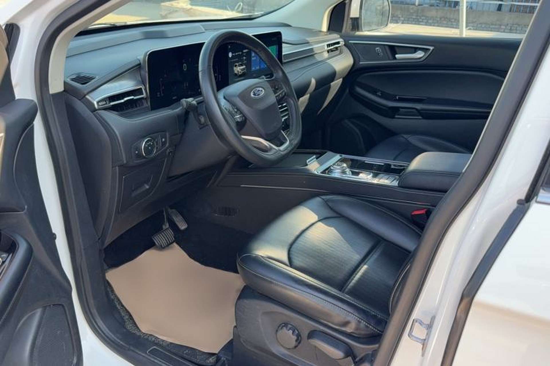 Used Ford Edge 2021 PLUS EcoBoost 245 Two-Wheel-Drive Elite 5-Seater Driver Seat