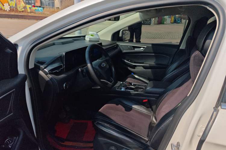 Used Ford Edge 2021 PLUS EcoBoost 245 Two-Wheel-Drive Elite 5-Seater Driver Seat