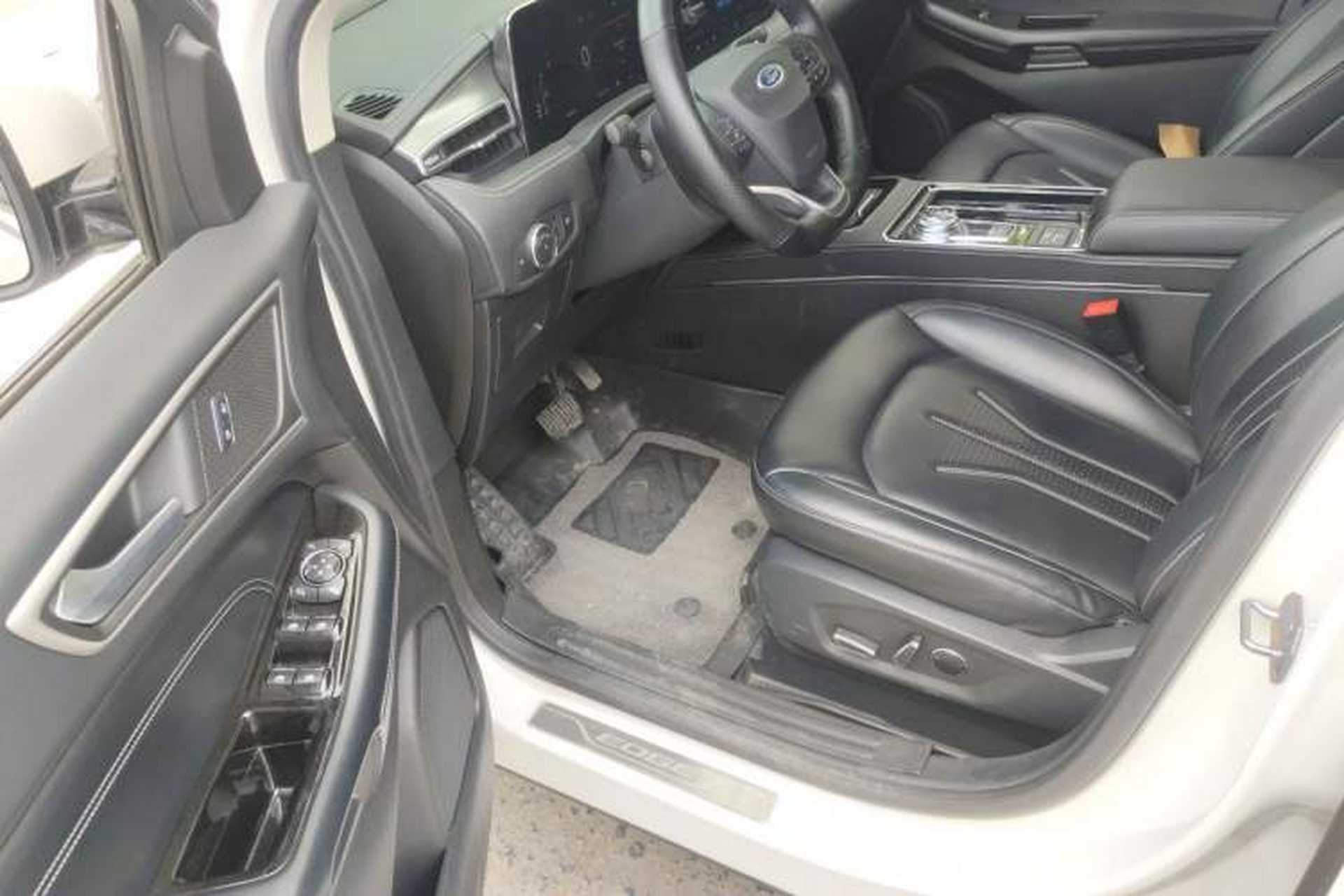 Used Ford Edge 2021 PLUS EcoBoost 245 Two-Wheel-Drive Platinum Edition 5 Seats Driver Seat