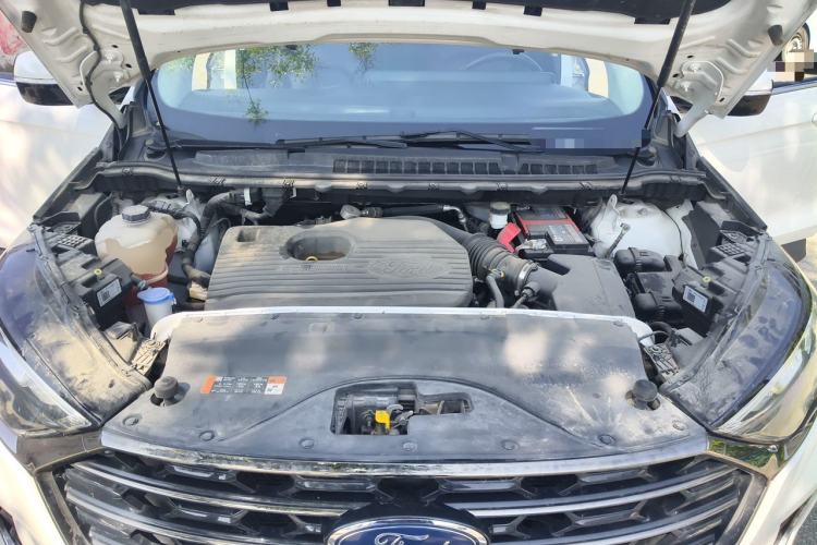 Used Ford Edge 2021 PLUS EcoBoost 245 Two-Wheel-Drive Platinum Edition 5 Seats Engine Bay