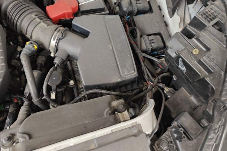 Used Ford Edge 2021 PLUS EcoBoost 245 Two-Wheel-Drive Titanium 7-Seater Engine Bay Left