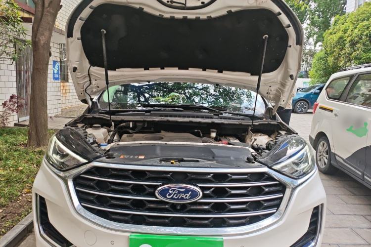 Used Ford Edge 2021 PLUS EcoBoost 245 Two-Wheel-Drive Titanium 7-Seater Engine Bay