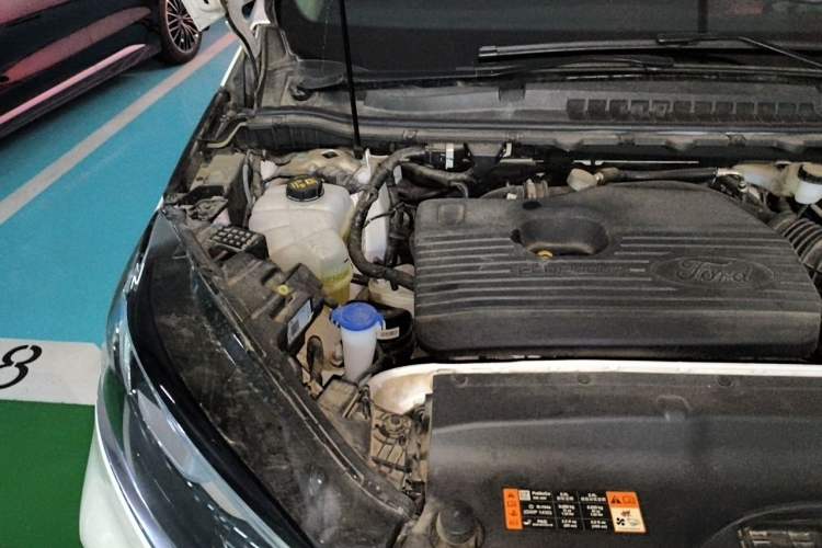 Used Ford Edge 2021 Facelifted PLUS EcoBoost 245 Two-Wheel Drive XLT 7-Seater Engine Bay Right