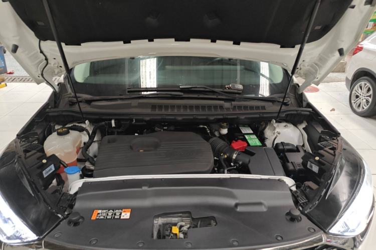 Used Ford Edge 2021 PLUS EcoBoost 245 Two-Wheel-Drive Titanium 7-Seater Engine Bay