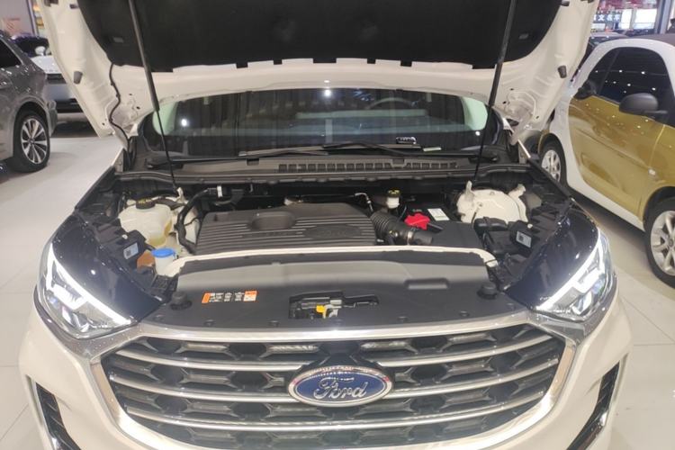Used Ford Edge 2021 Facelifted PLUS EcoBoost 245 Two-Wheel Drive XLT 7-Seater Engine Bay