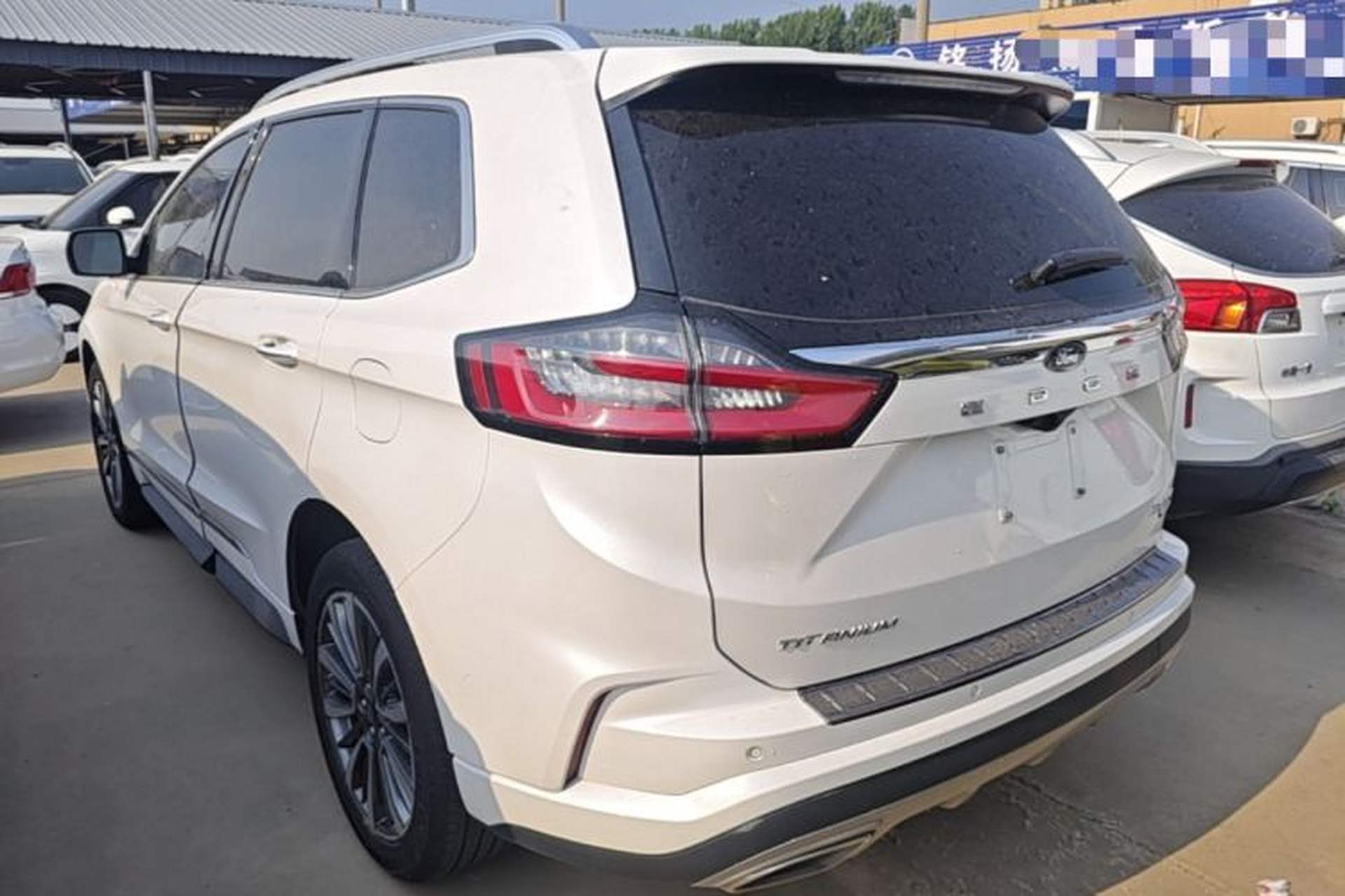 Used Ford Edge 2021 PLUS EcoBoost 245 Two-Wheel-Drive Titanium 7-Seater Exterior 2