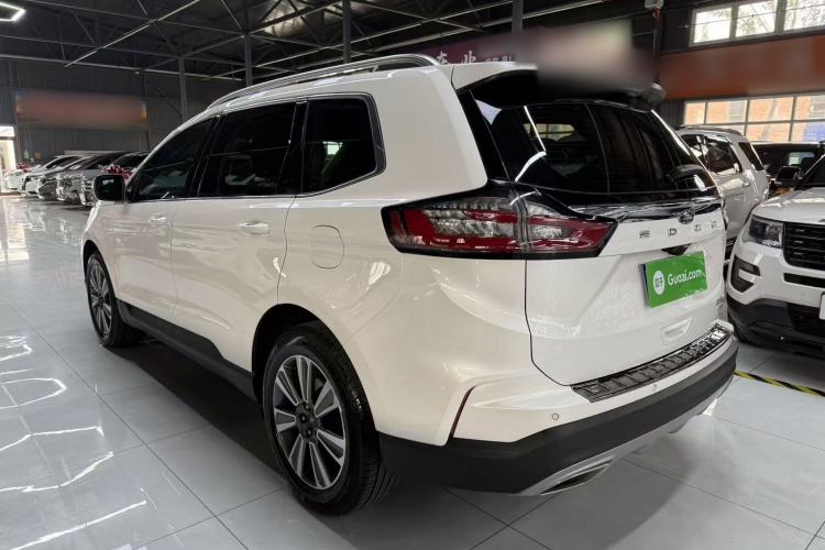 Used Ford Edge 2021 PLUS EcoBoost 245 Two-Wheel-Drive Platinum Edition 5 Seats Exterior 3