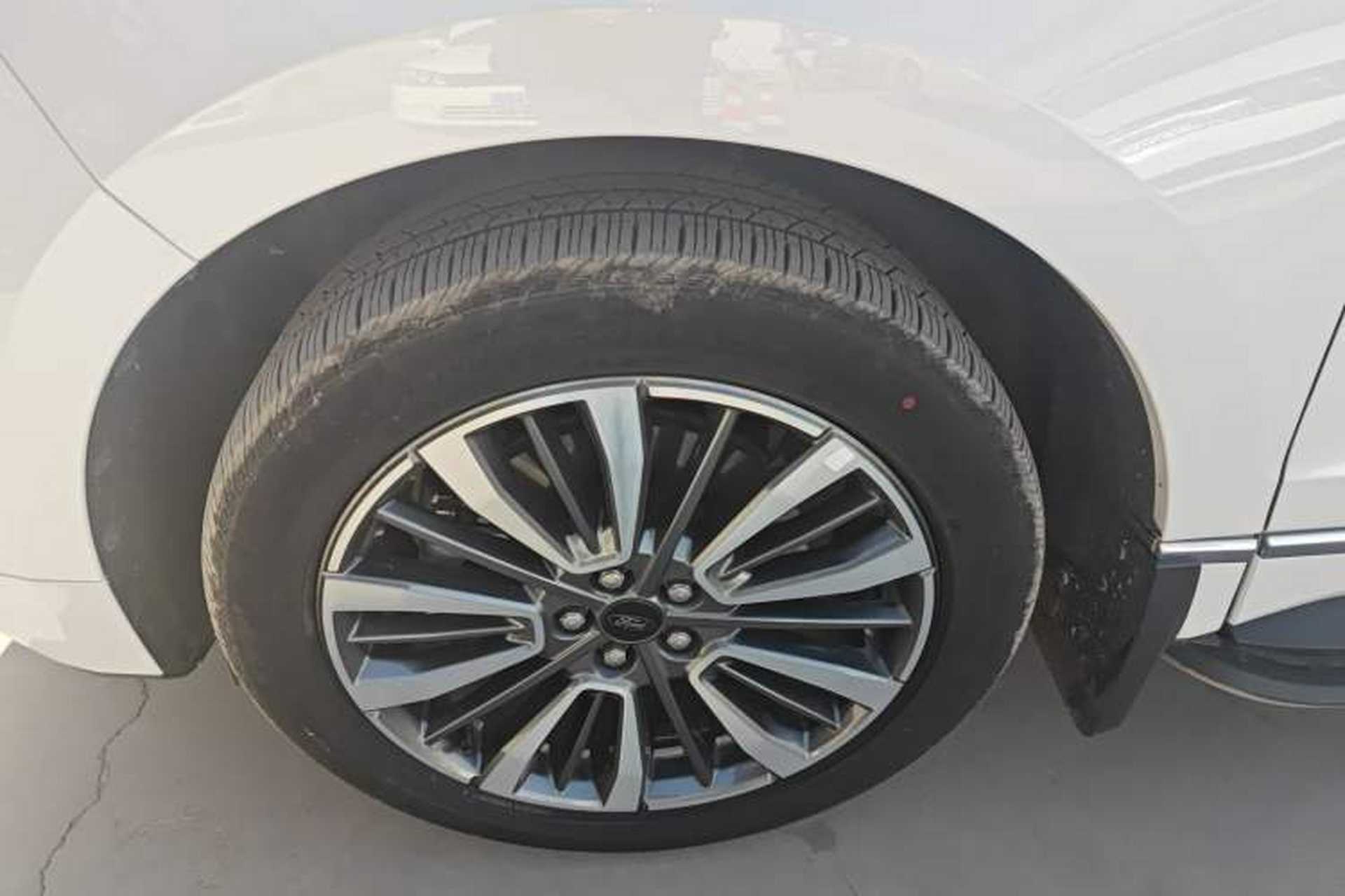 Used Ford Edge 2021 Facelifted PLUS EcoBoost 245 Two-Wheel Drive XLT 7-Seater Exterior 4