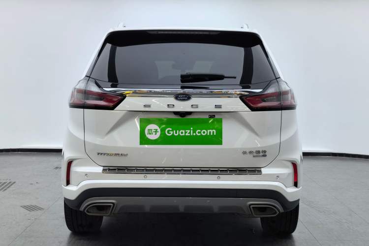 Used Ford Edge 2021 PLUS EcoBoost 245 Two-Wheel-Drive Titanium 7-Seater Exterior 5
